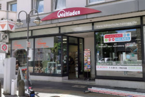 weltladen-Schriftzu-neu-04a weltladen-Schriftzu-neu-04a