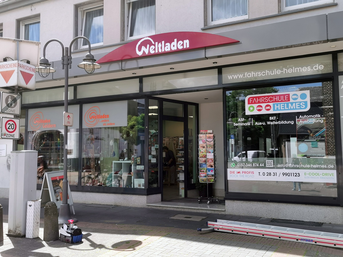 weltladen-Schriftzu-neu-04a