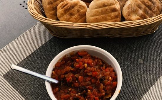 Tomaten-Paprika-Dip